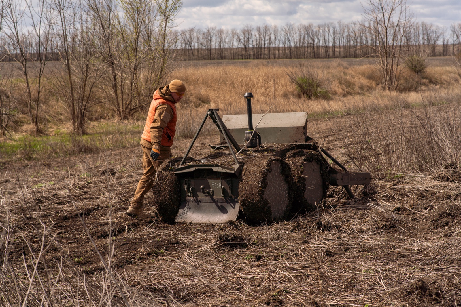 A Rovertech Zmiy working in a contaminated field